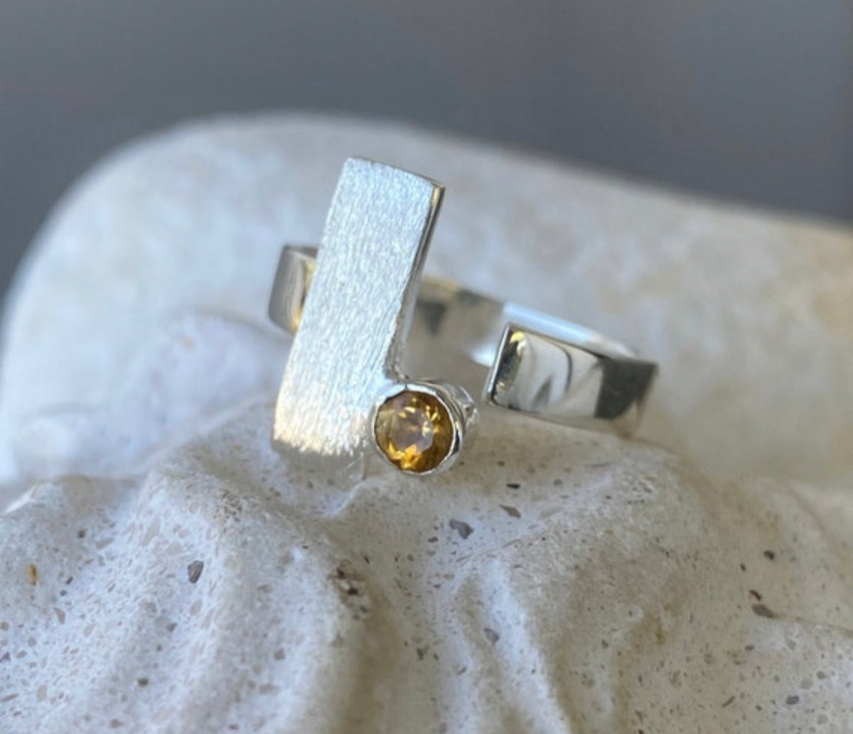 citrine ring silver