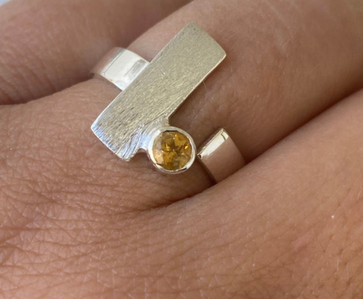 citrine ring silver