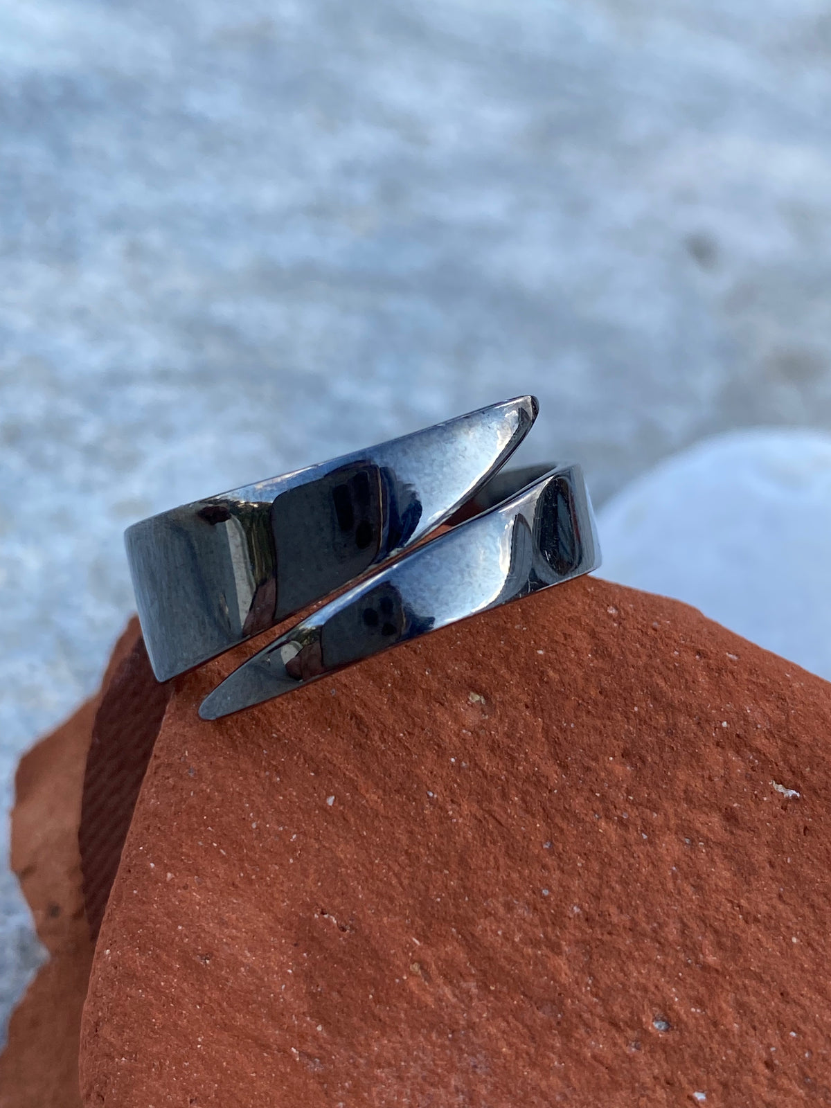 black ring adjustable