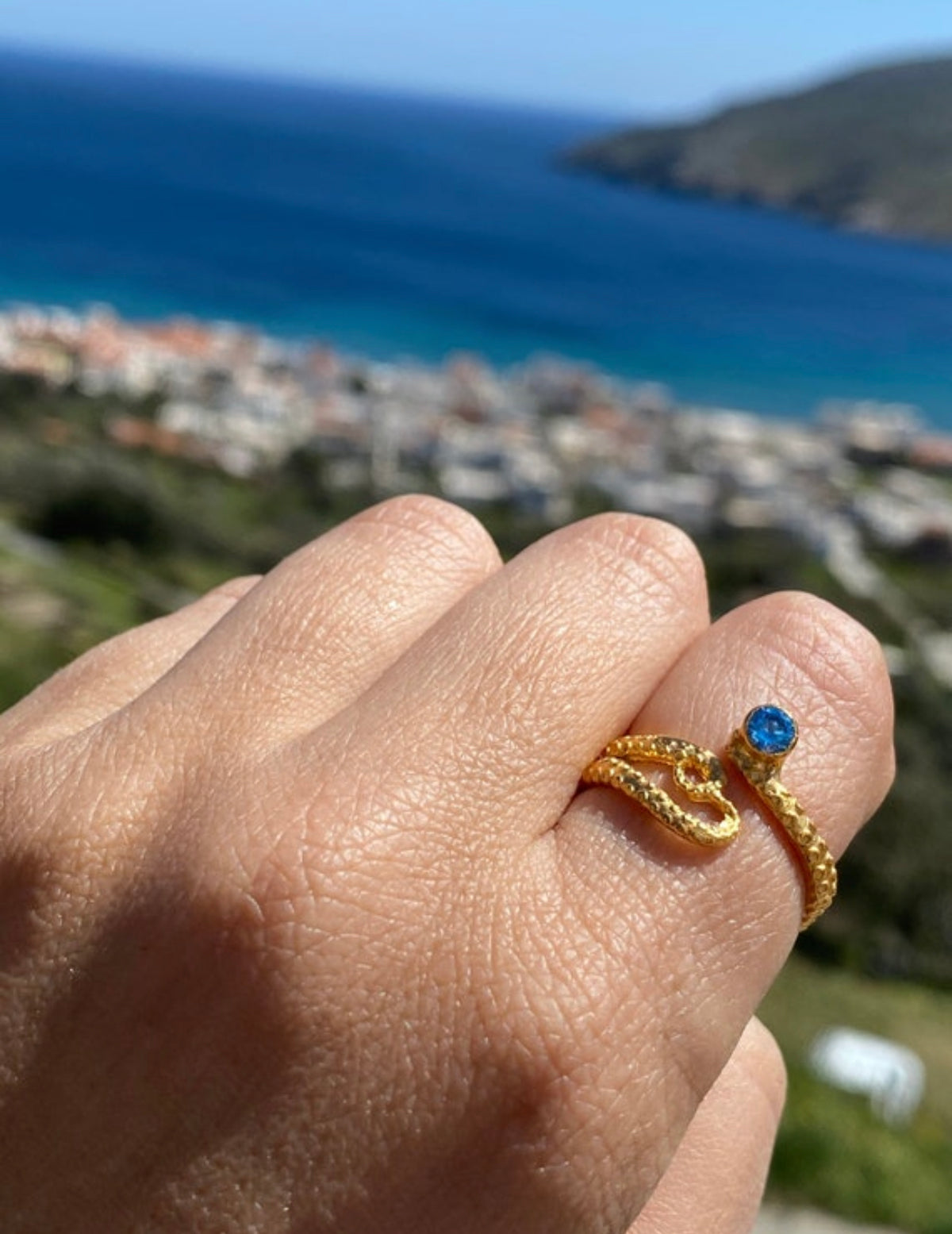 Octopus ring gold and blue gemstone, gold tentacle ring