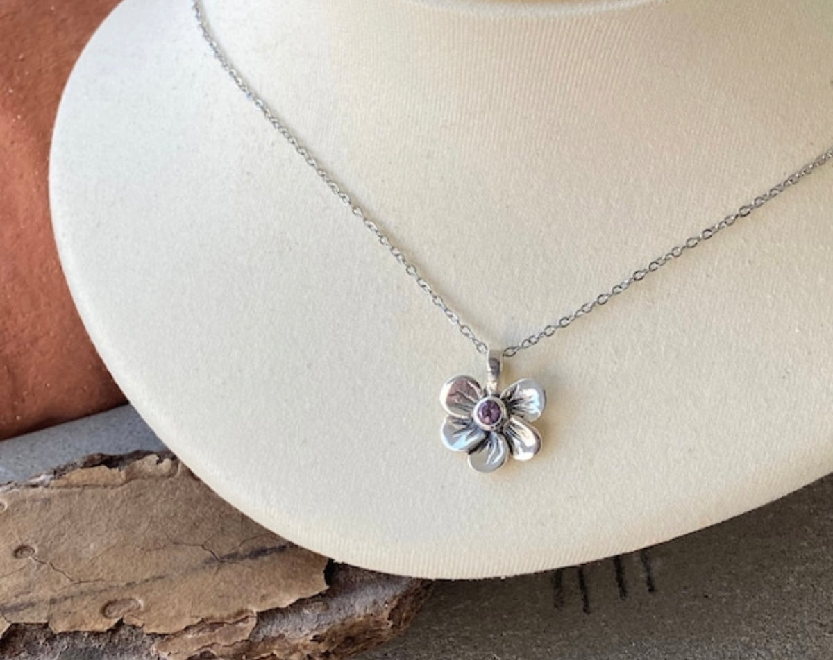 flower necklace with amethyst gemstone