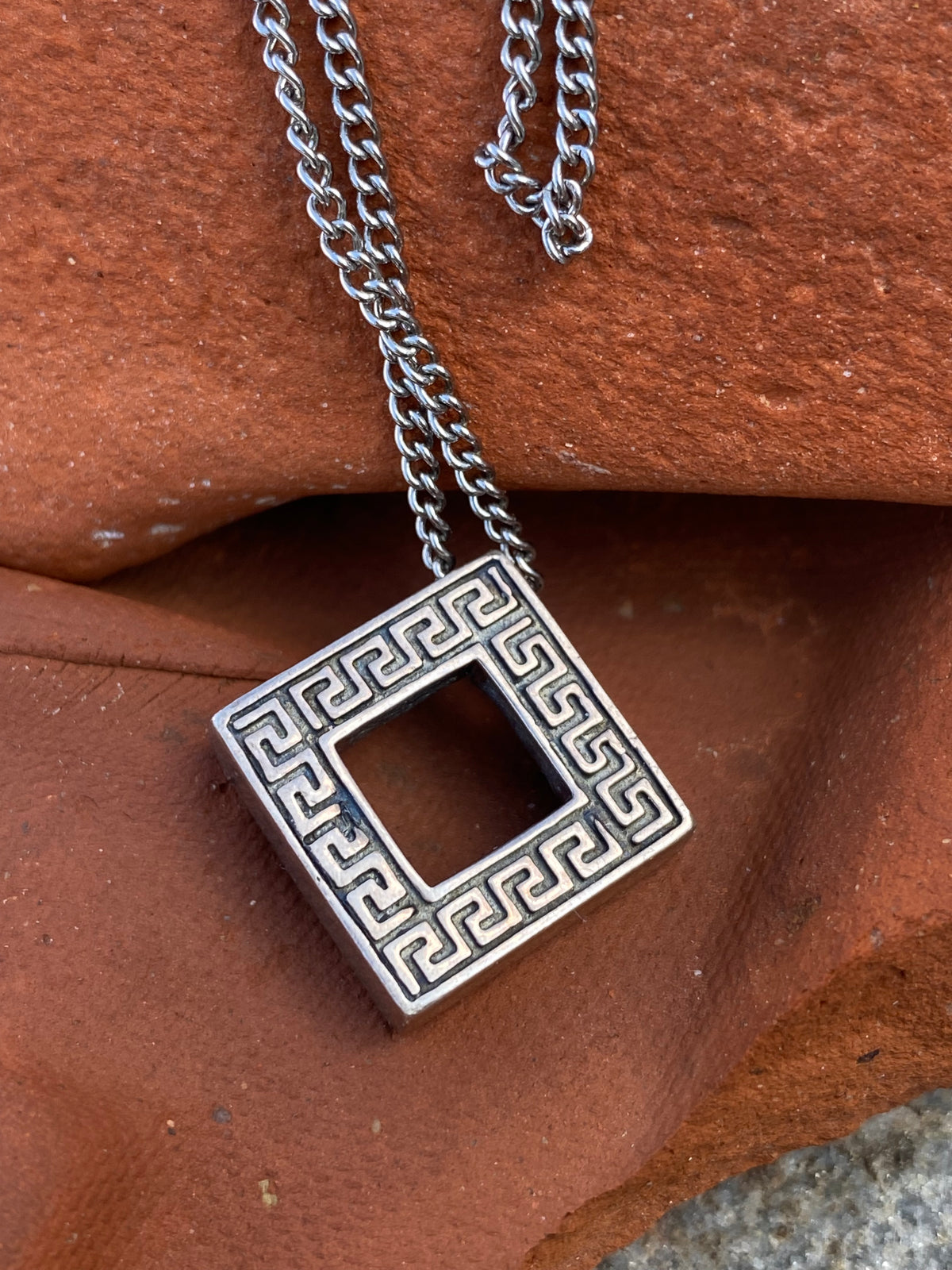 square meander necklace