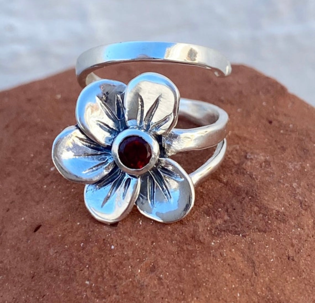 flower ring silver with a garnet gemstone, silver garnet ring
