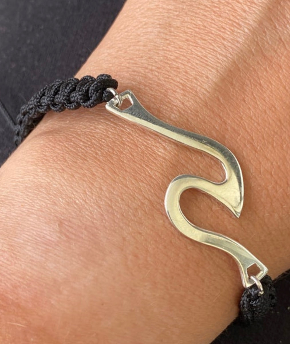 men’s wave bracelet with black macrame