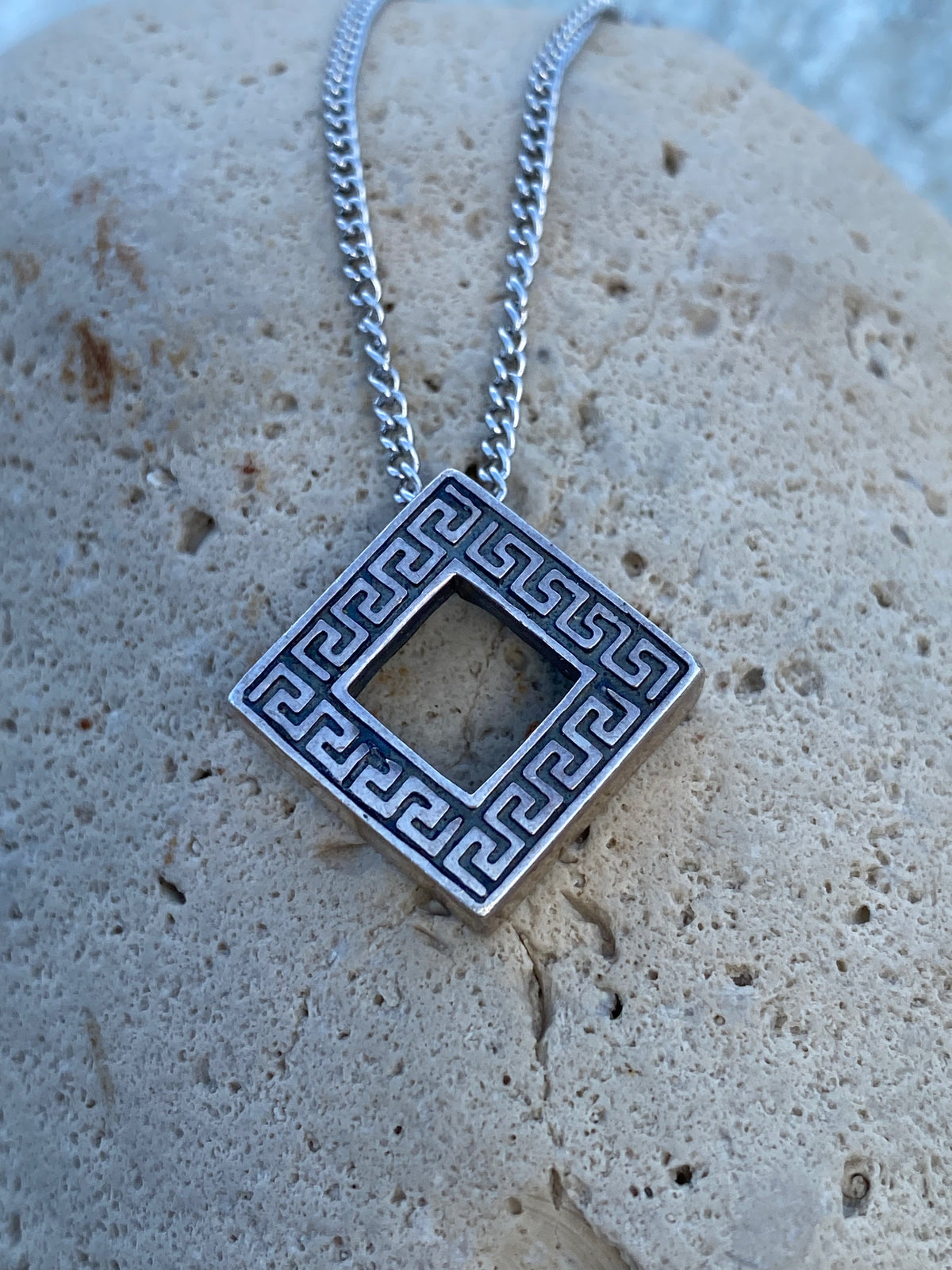 square meander necklace